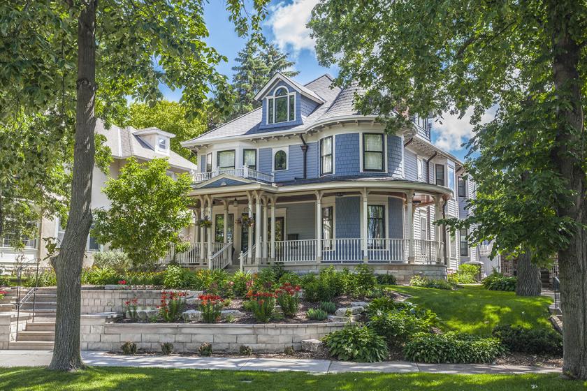 6 charming Victorian homes