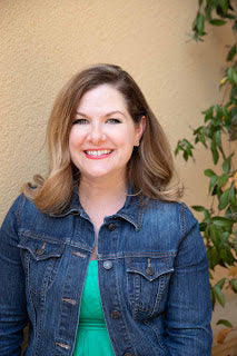 NIKI LENZ INTERVIEW AND THE STEPMOM SKAKE-UP GIVEAWAY