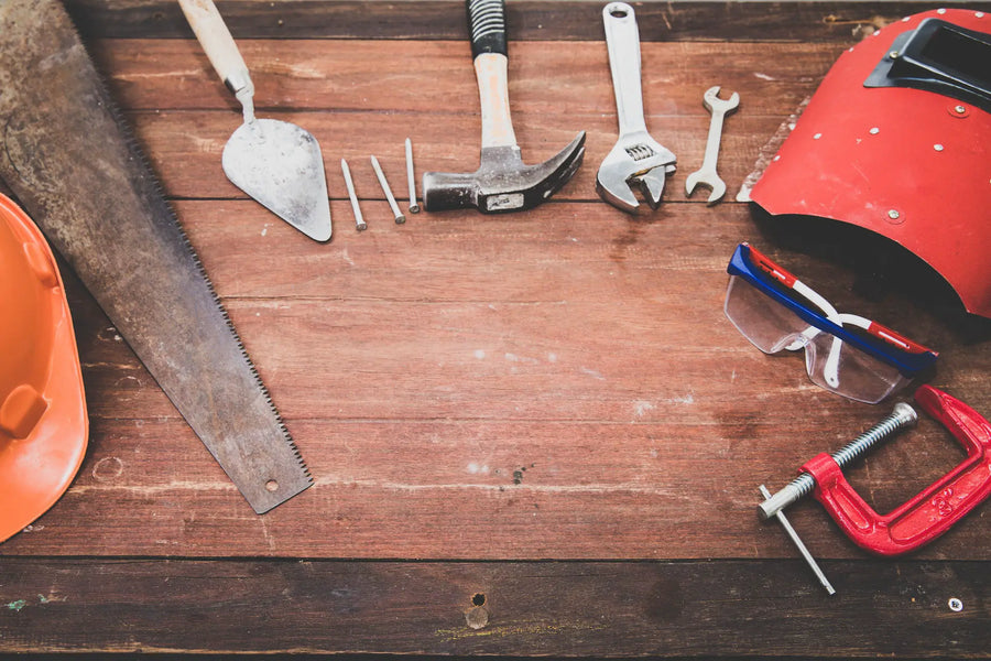 4 Essential Tools You Need For Setting Up A Workshop At Home